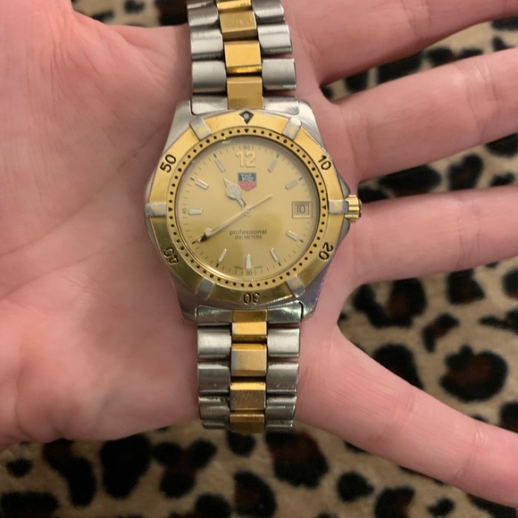 Watch - Picture 4 of 7